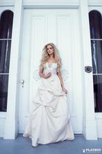 Beautiful Stephanie Branton 00